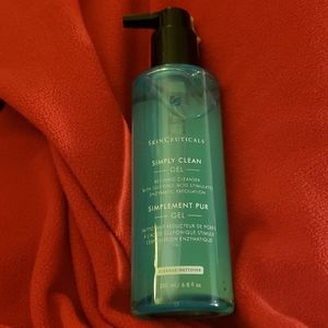 SkinCeuticals simply clean Cleanser